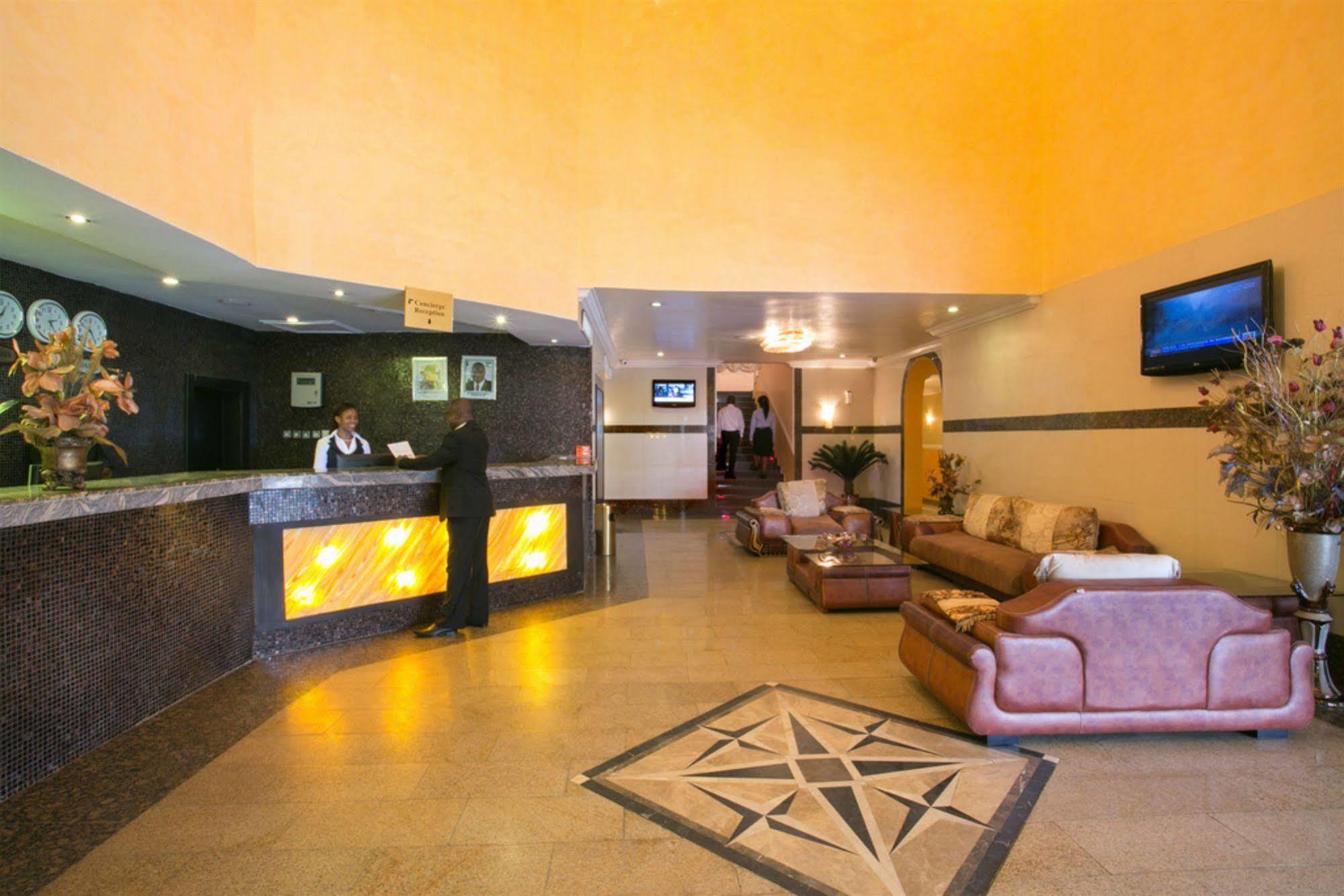 D Palms Airport Hotel Λάγος Εξωτερικό φωτογραφία